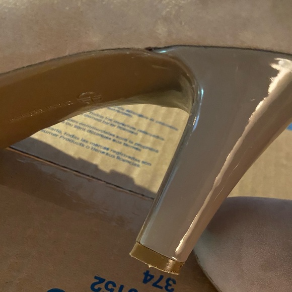 Vallay GIANI BERNINI mushroom suede MARY JANE Double STRAP HEELS SIZE 8 - Picture 11 of 11